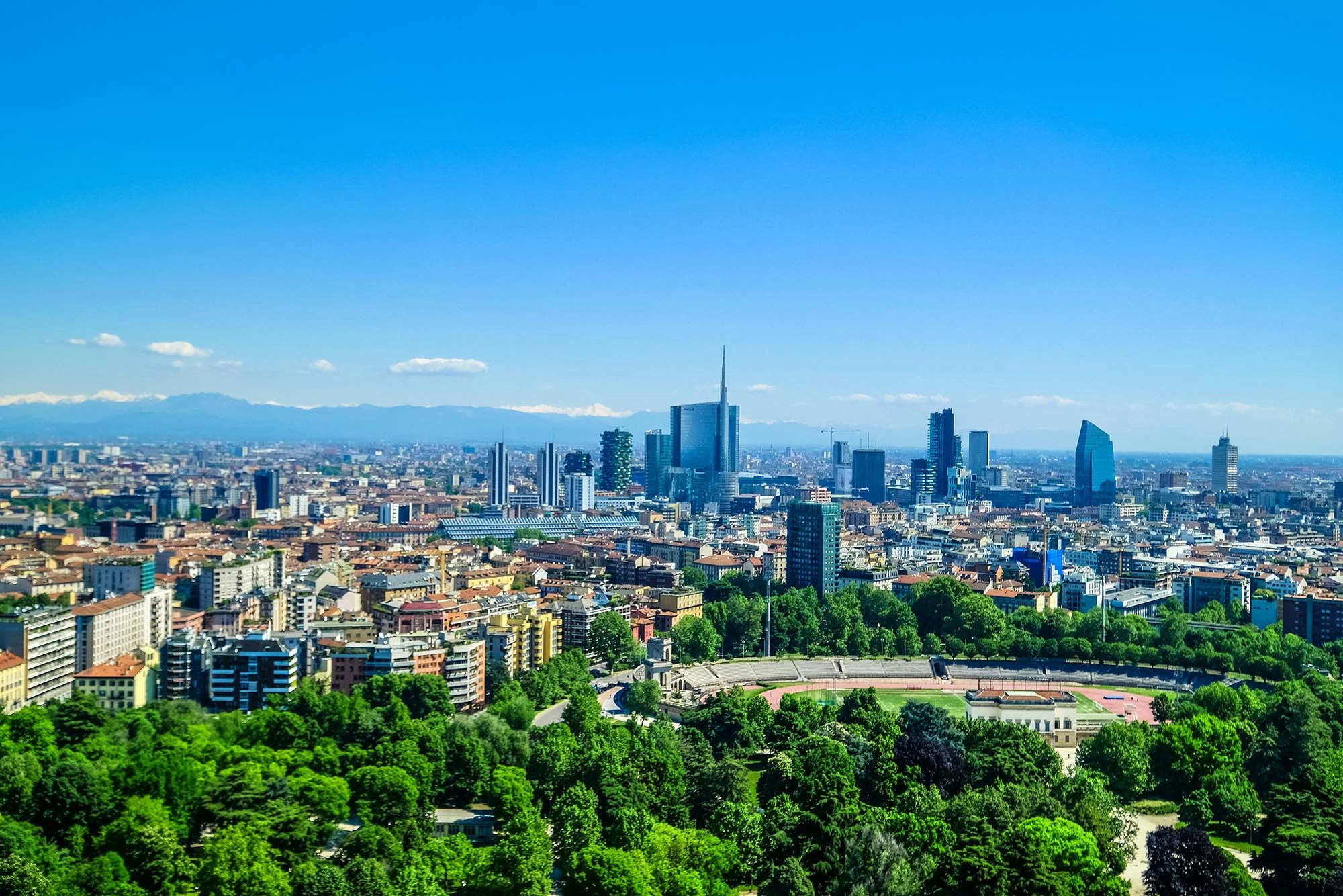 Skyline di Milano, città sede dello Studio Legale Becheroni.